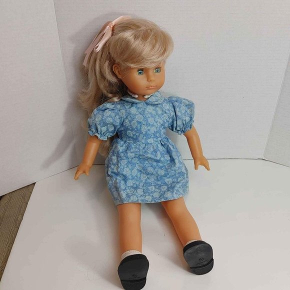 Famosa vintage doll - Picture 1 of 10